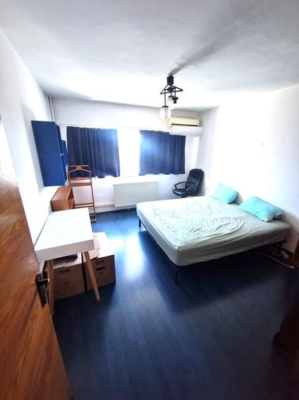 Apartament cu 2 camere decomandat în Crângași