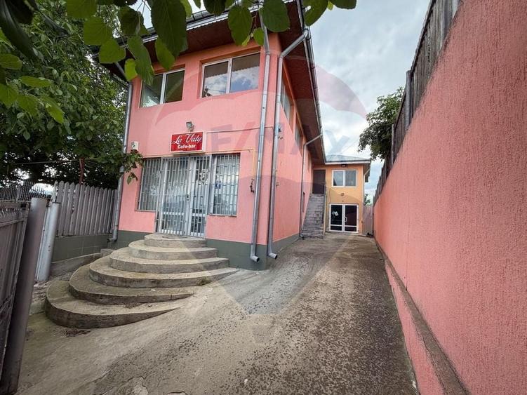 Casă individuală cu 5 camere cu Teren 1513 Mp în Câmpineanca