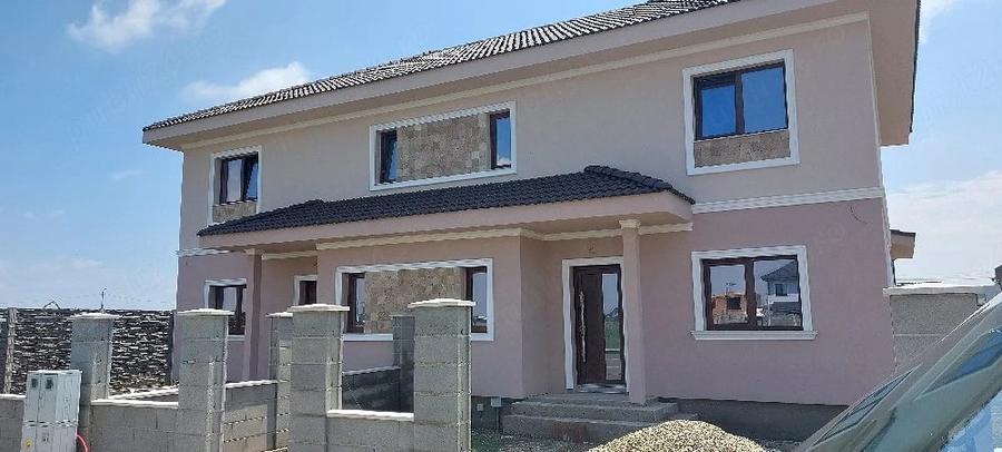 Casă cu 3 camere cu Teren 337 Mp în Moșnița Nouă