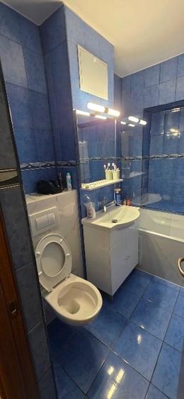 Apartament cu 3 camere decomandat, mobilat în Lunca Cetățuii