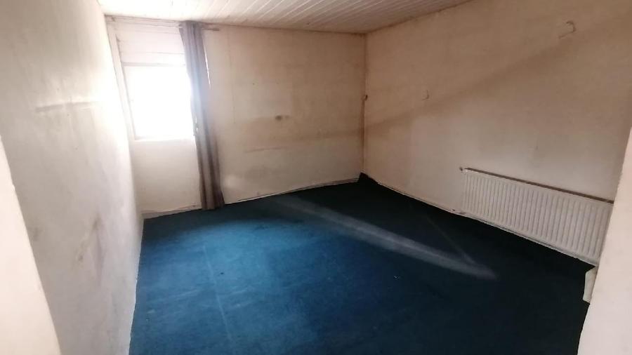 Casă individuală cu 8 camere cu Teren 625 Mp în Snagov