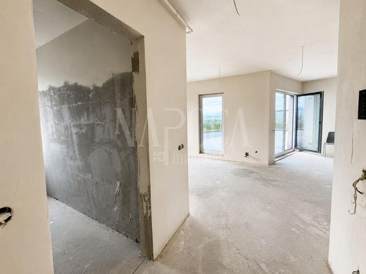 Penthouse cu 2 camere semidecomandat în Florești