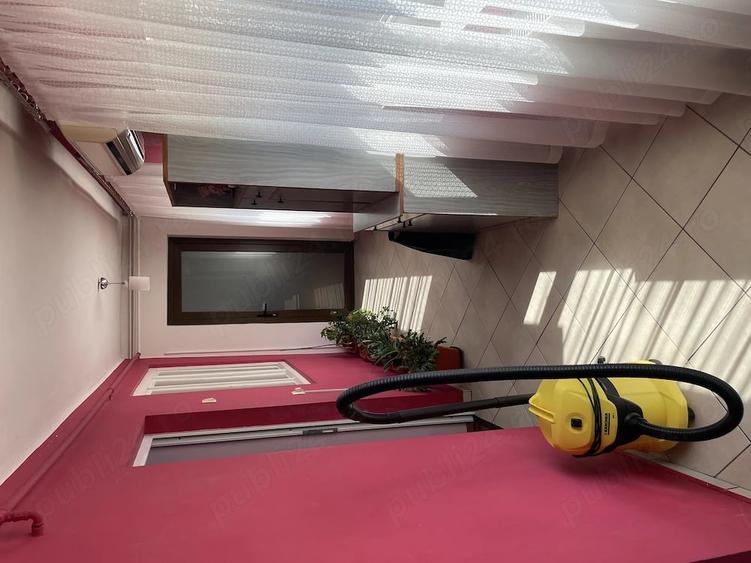 Casă cu 3 camere cu Teren 340 Mp în Exterior Vest