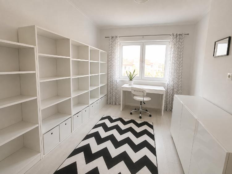 Duplex cu 4 camere cu Canalizare în Dumbrăvița