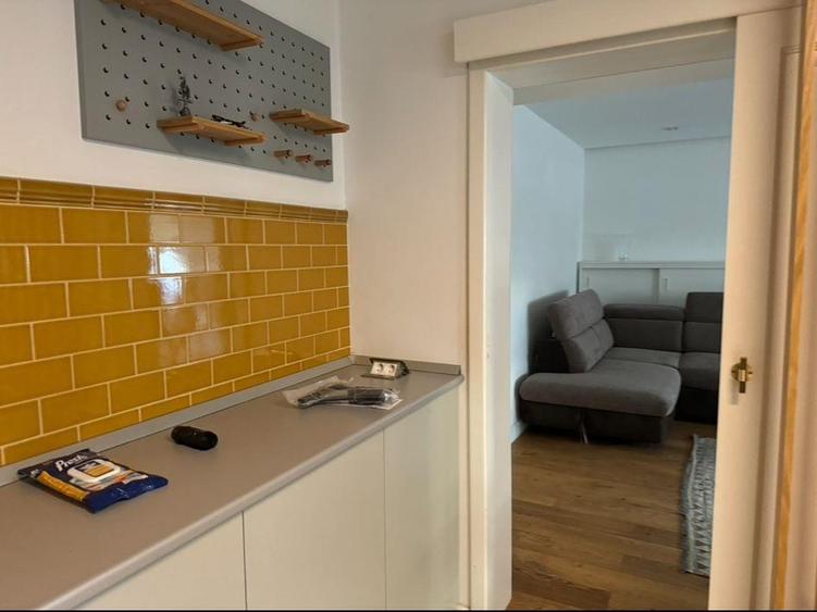Apartament cu 3 camere decomandat în Buzaului