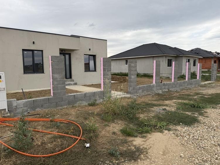 Casă cu 3 camere în Iosia