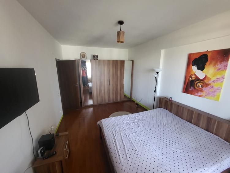 Apartament cu 3 camere decomandat în Prelungirea Ghencea