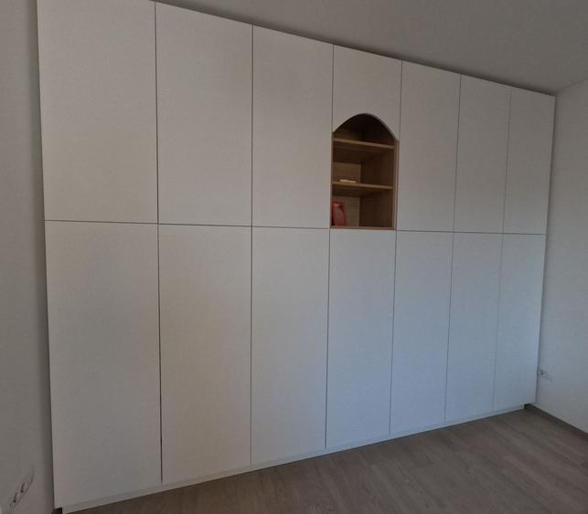 Apartament cu 2 camere semidecomandat în Cișmigiu