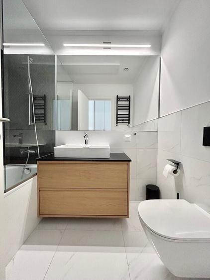 Apartament cu 3 camere decomandat, mobilat în Floreasca