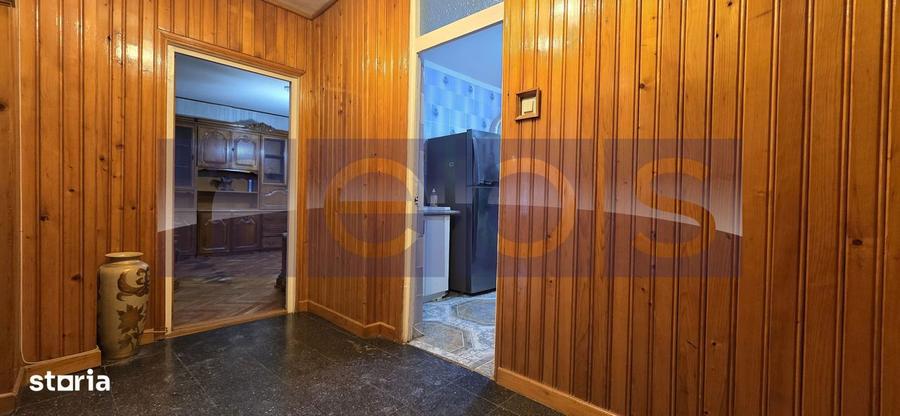 Apartament cu 3 camere decomandat, mobilat în Vitan