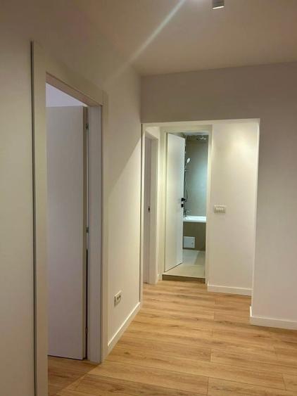 Apartament cu 3 camere decomandat în P-ța Muncii