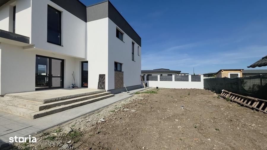 Casa moderna P+E 145mp, teren 500mp, Cristian - 1