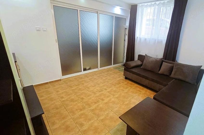 Apartament cu 2 camere semidecomandat în Cazino