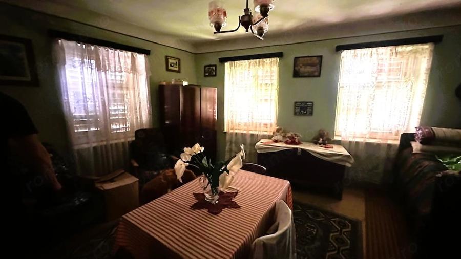 Casă cu 2 camere cu Teren 660 Mp în Fofeldea