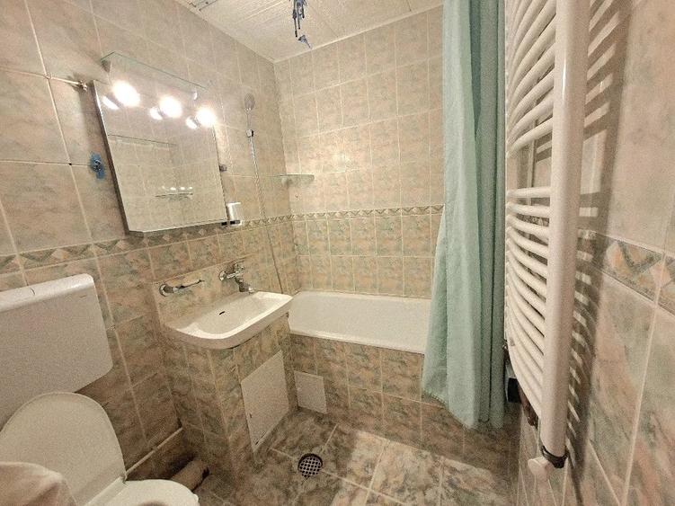 Apartament cu 2 camere semidecomandat în Est