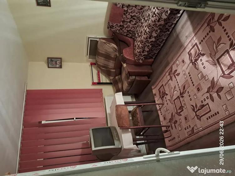 Apartament cu 2 camere semidecomandat în Central