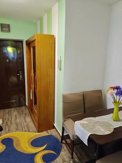 Apartament cu 2 camere semidecomandat în Petros