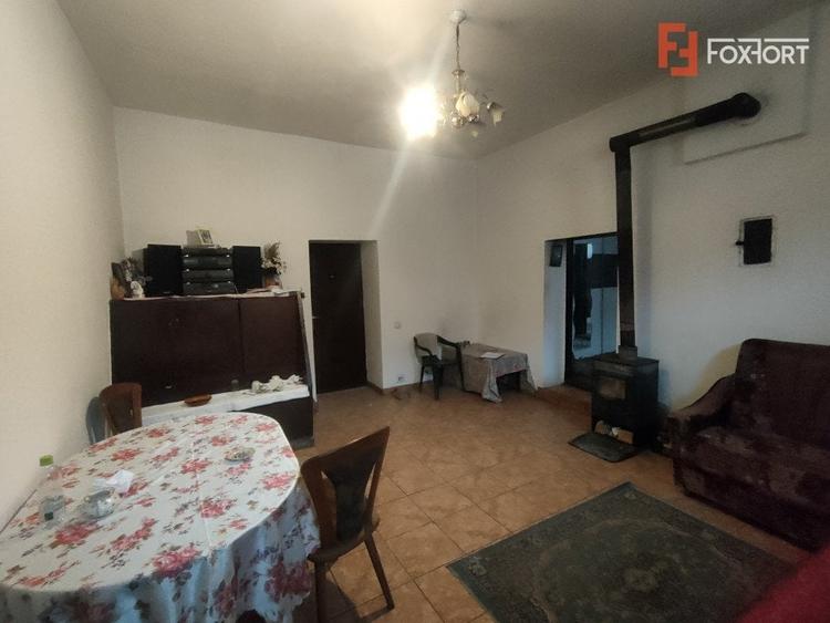 Duplex cu 3 camere cu Canalizare în Central