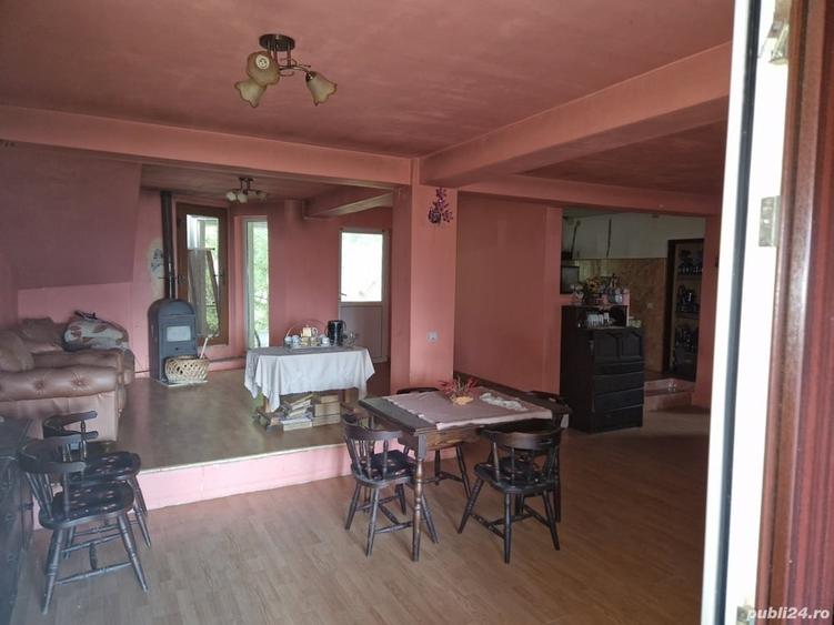 Casă cu 4 camere cu Teren 700 Mp în Colun