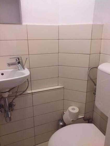 Apartament cu 3 camere semidecomandat în Ștefan cel Mare