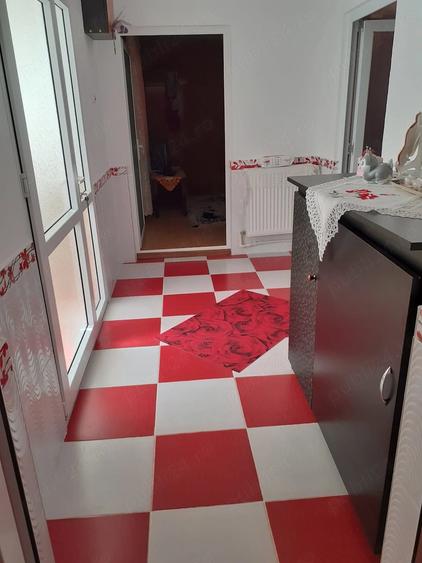 Casă cu 3 camere cu Teren 700 Mp în Central