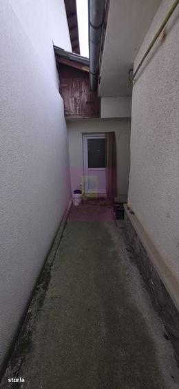 Casă cu 2 camere în Central