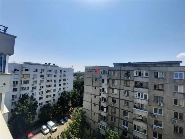 Apartament cu 2 camere decomandat în Basarabia