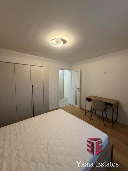 Apartament cu 3 camere decomandat în Faleza Nord