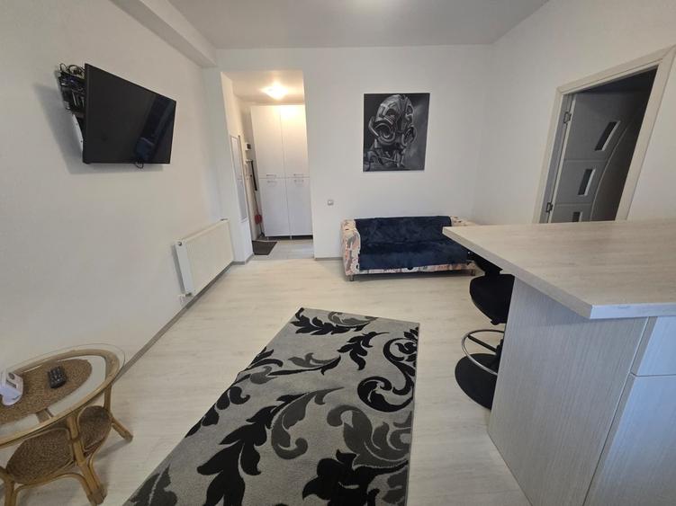 Apartament cu 2 camere semidecomandat în Chiajna