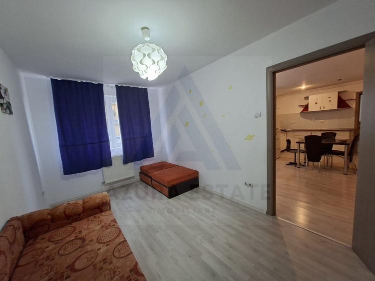 Apartament cu 3 camere semidecomandat, mobilat în Hipodrom 3