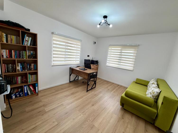 Duplex cu 4 camere cu Canalizare în Chinteni