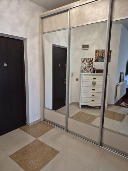 Apartament cu 3 camere decomandat în Bucureștii Noi