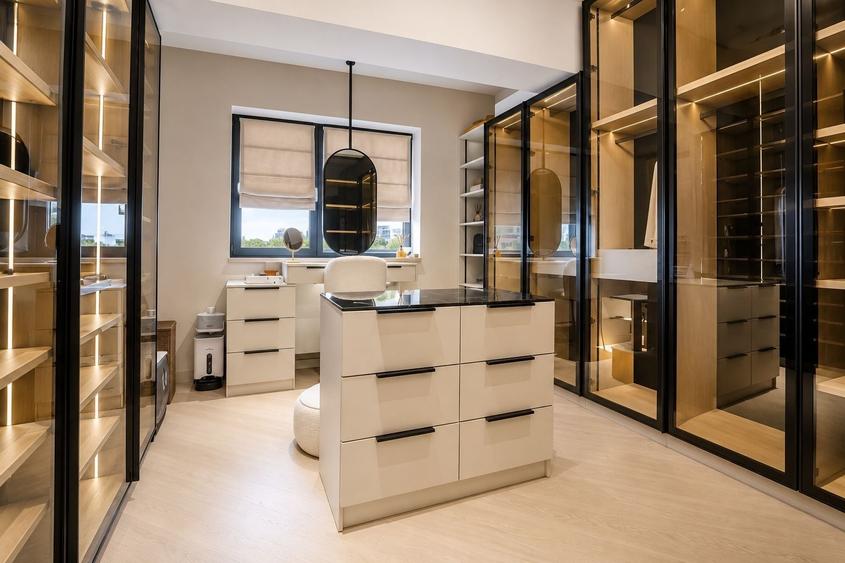 Apartament cu 3 camere decomandat, mobilat în Herăstrău