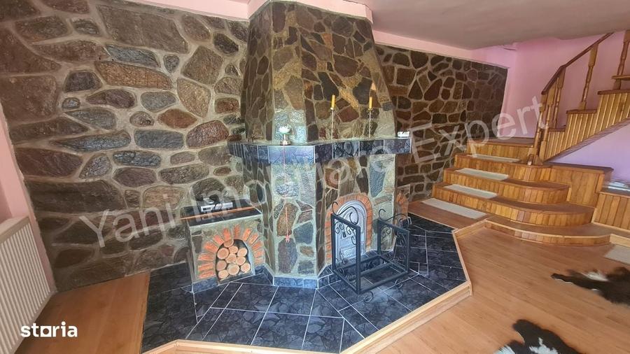 Casă cu 3 camere în Sboghițești