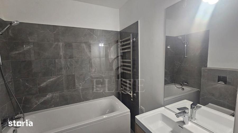 Apartament cu 3 camere semidecomandat în Iris