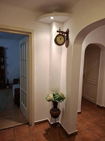 Apartament cu 4 camere decomandat în Brazda lui Novac