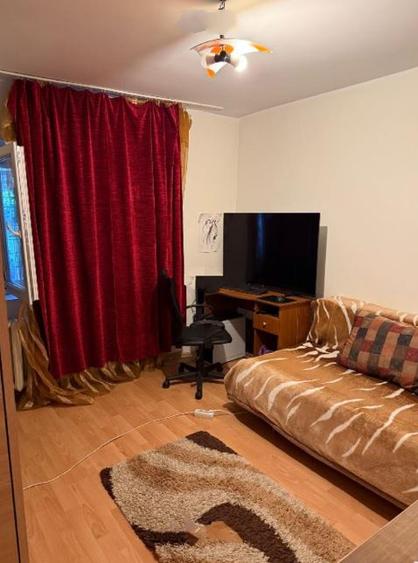 Apartament cu 2 camere decomandat în Colentina