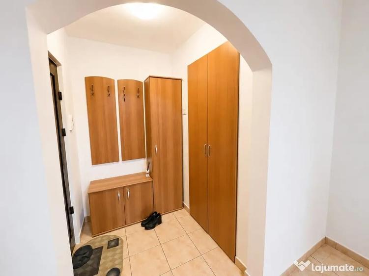 Apartament cu 3 camere decomandat în Tomis Nord