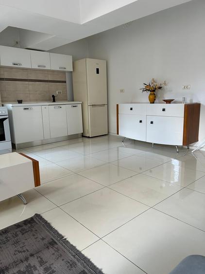 Apartament cu 2 camere decomandat în P-ța Unirii