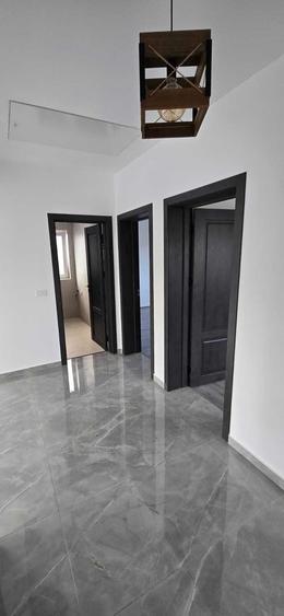Casă cu 3 camere în Tărlungeni
