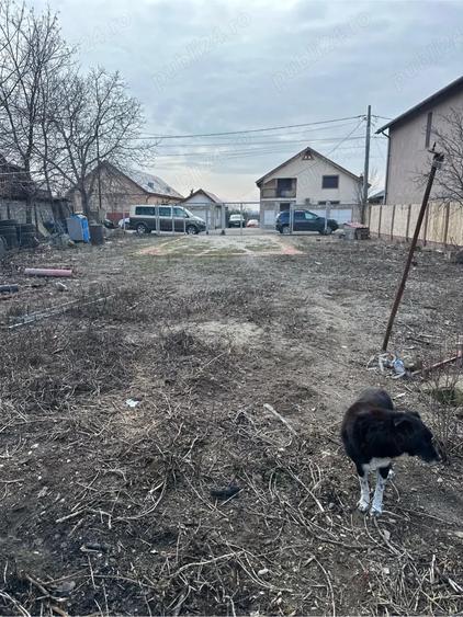 Teren de 800 mp, în Central