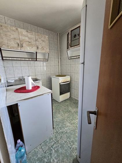 Garsonieră decomandată în Colentina