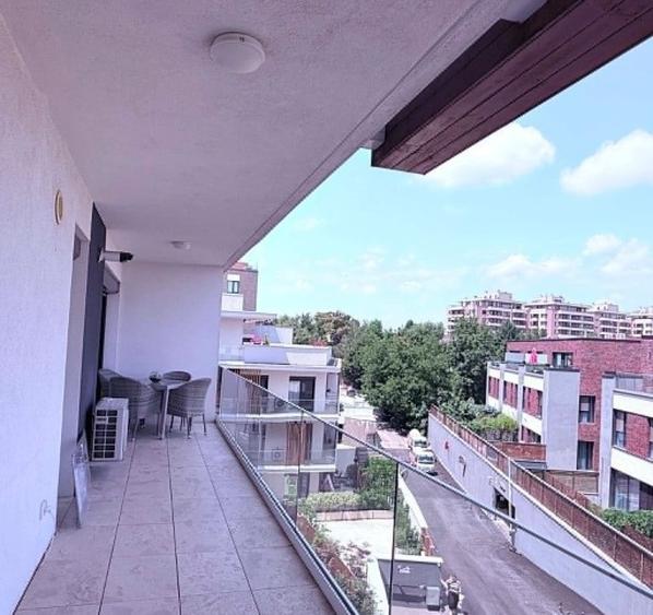 Apartament cu 3 camere decomandat, mobilat în Pipera