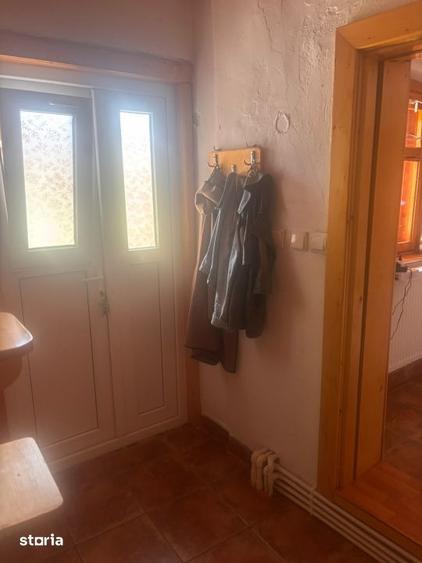 Casă cu 3 camere cu Teren 1000 Mp în Malu Mare
