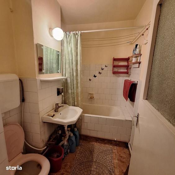 Apartament cu 2 camere semidecomandat, mobilat în Central