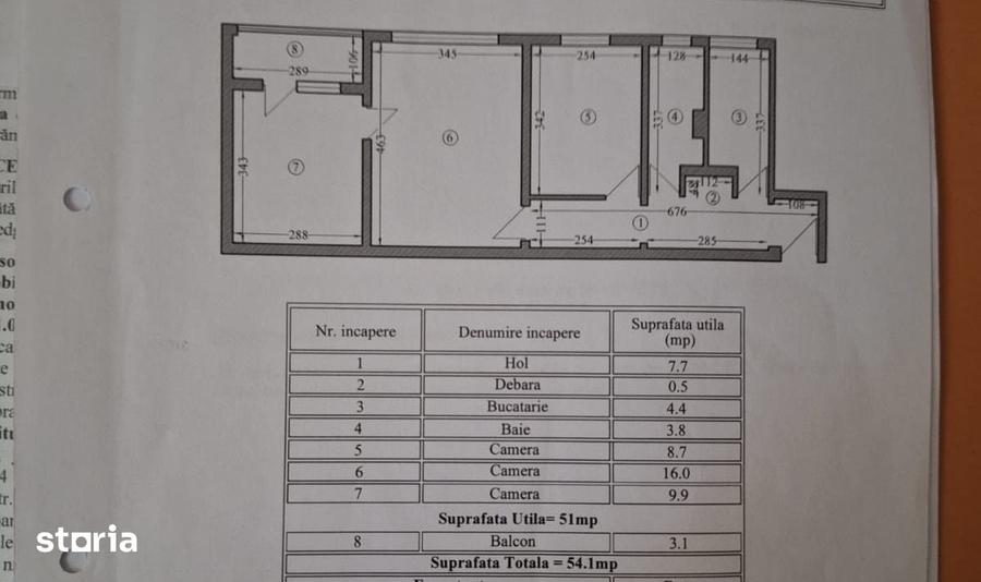 Apartament cu 3 camere semidecomandat în Km 4