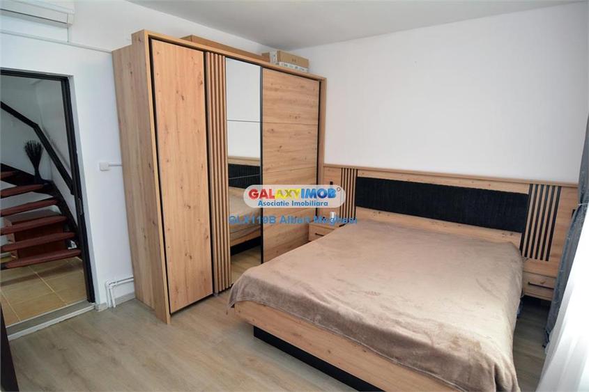 Casă cu 5 camere cu Teren 300 Mp în Est