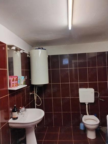Casă cu 2 camere cu Teren 1200 Mp în Brestovăț