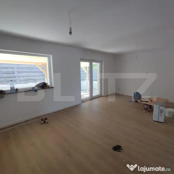 Casă cu 4 camere cu Teren 430 Mp în Valea Adâncă