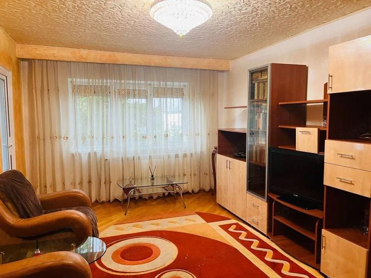 Apartament cu 2 camere decomandat în George Enescu